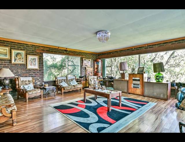 4 BEDROOM HOUSE FOR SALE IN GLENVISTA